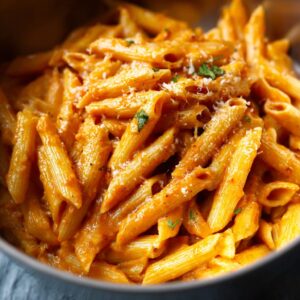 Healthy Instant Pot penne pasta with lean turkey and vegetables