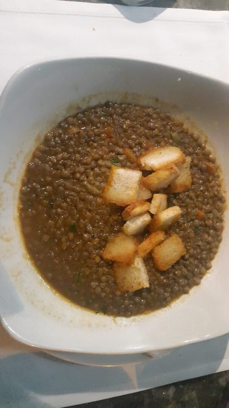 Lentil Soup with Tomatoes, Cumin and Thyme