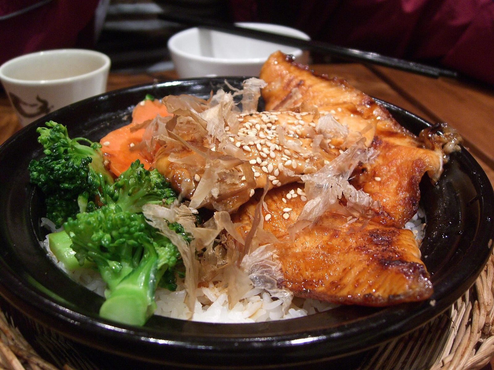 Teriyaki Salmon with Steamed Broccoli